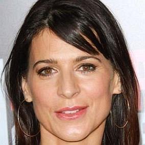 Perrey Reeves facts