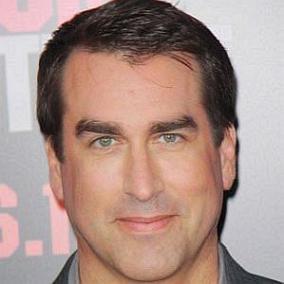 facts on Rob Riggle