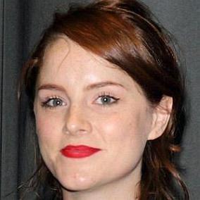 facts on Sophie Rundle