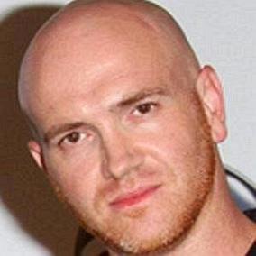facts on Mark Sheehan