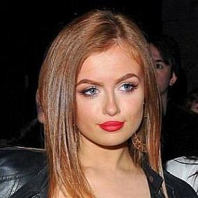 facts on Maisie Smith