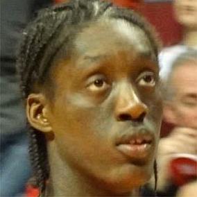 facts on Tony Snell