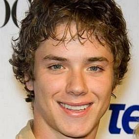 Jeremy Sumpter facts
