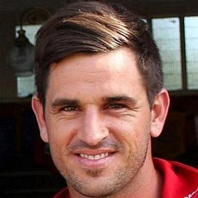 facts on Ryan Tendoeschate
