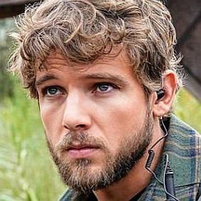 facts on Max Thieriot