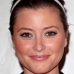 facts on Holly Valance