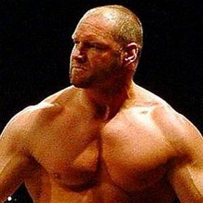 facts on Val Venis