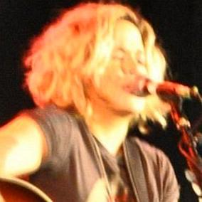 Amy Wadge facts