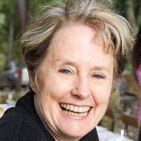 facts on Alice Waters