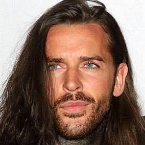 facts on Pete Wicks