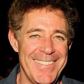 facts on Barry Williams